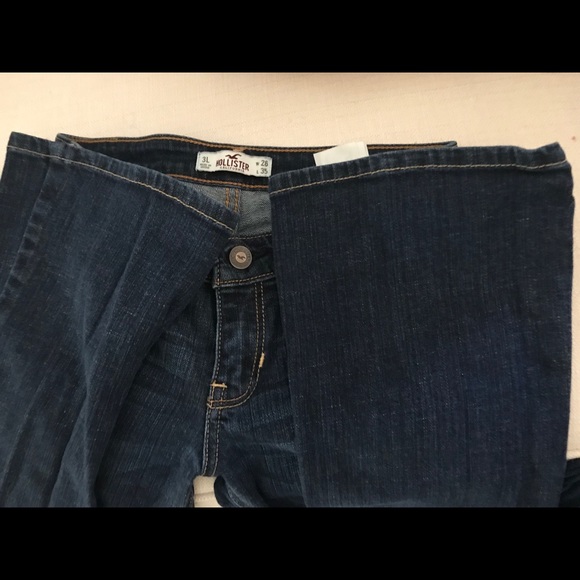 Hollister Jeans - Picture 3 of 3